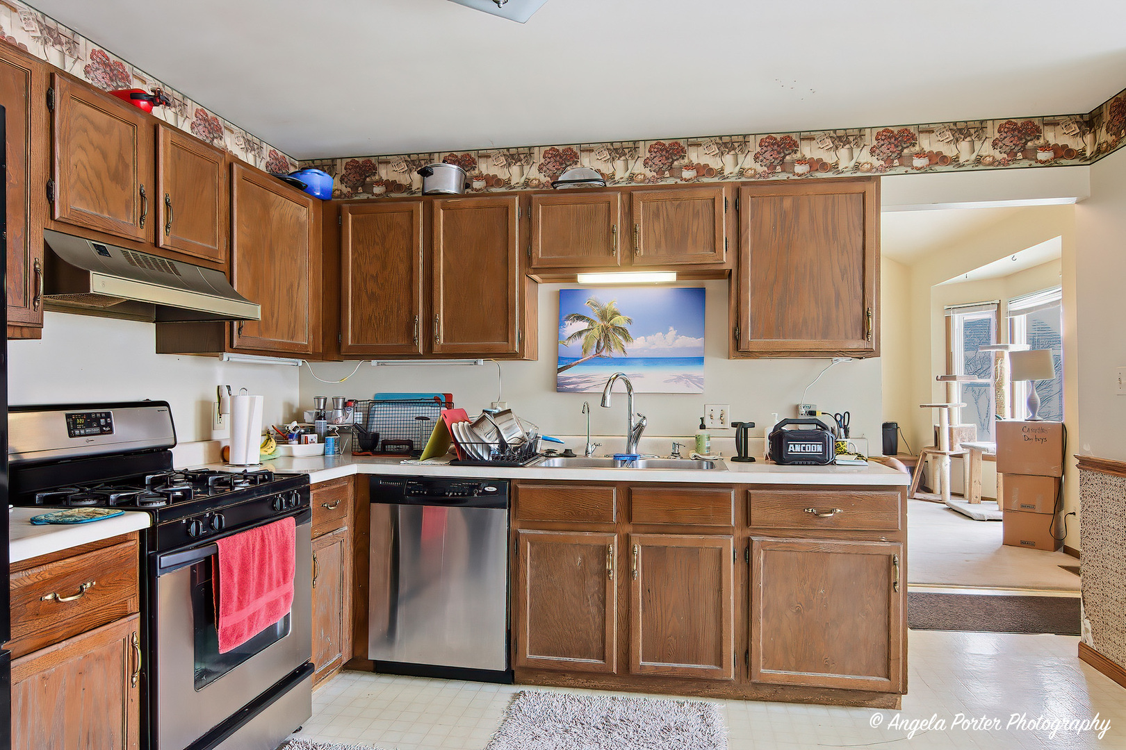 4704 Hartland Trail, McHenry, IL 60050