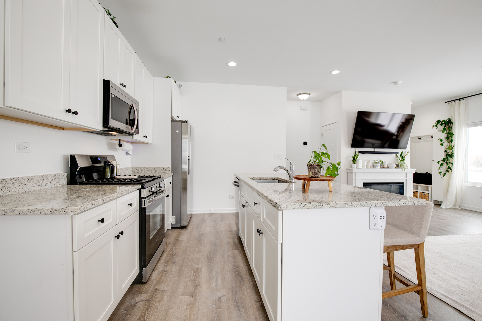 1021 Gillespie Lane, Yorkville, IL 60560