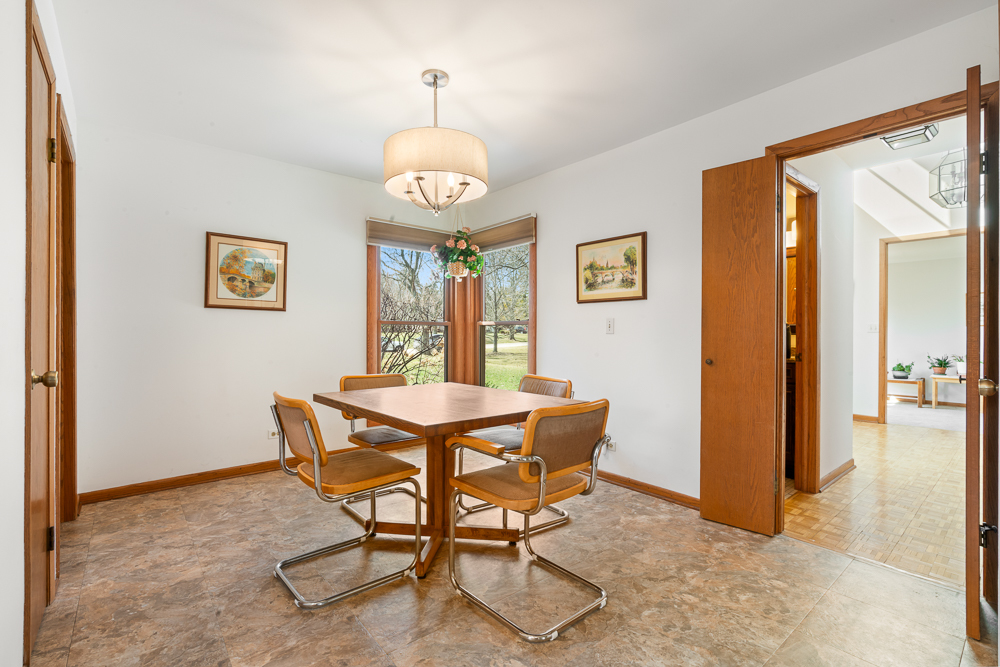 1602 Brittany Lane, Long Grove, IL 60047