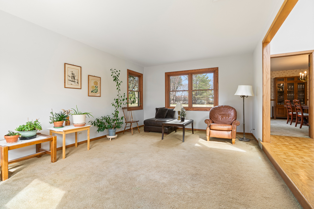 1602 Brittany Lane, Long Grove, IL 60047