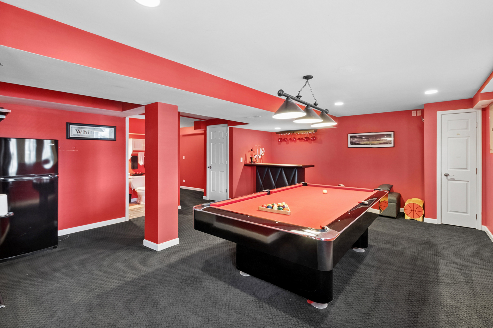 3800 Ashley Court, Rolling Meadows, IL 60008