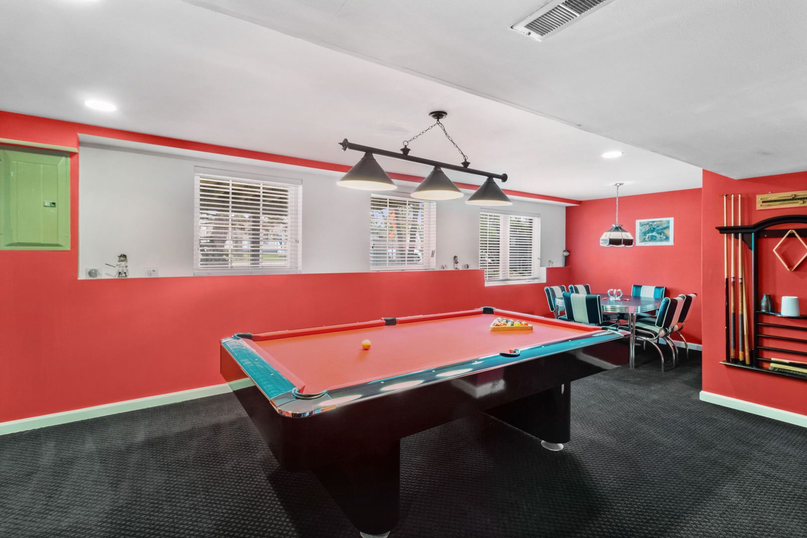 3800 Ashley Court, Rolling Meadows, IL 60008