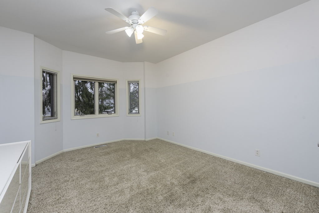 12018 255th Avenue, Trevor, WI 53179