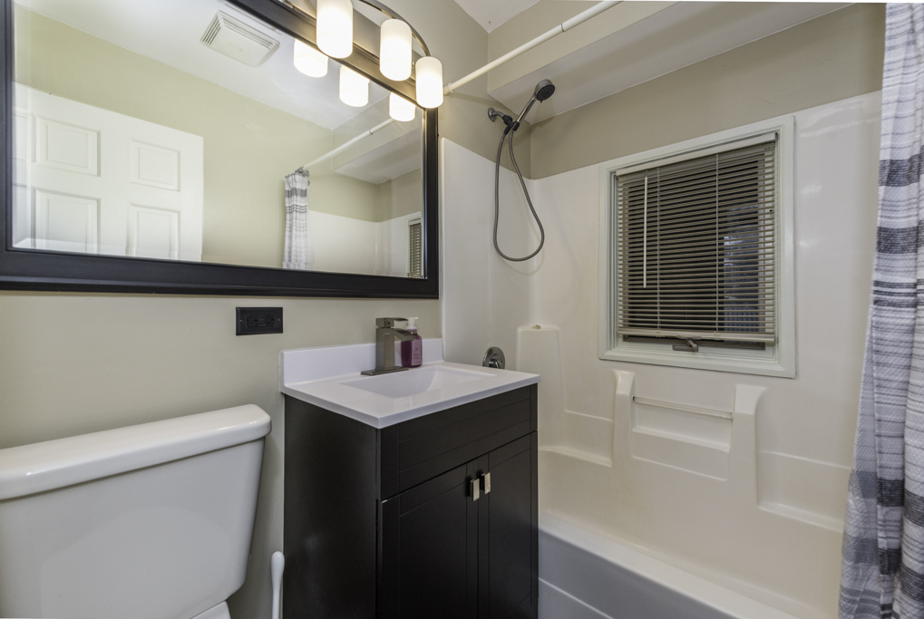 12018 255th Avenue, Trevor, WI 53179