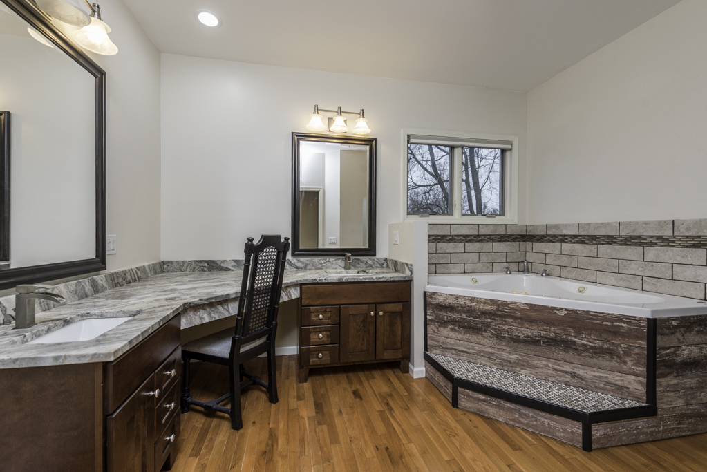 12018 255th Avenue, Trevor, WI 53179