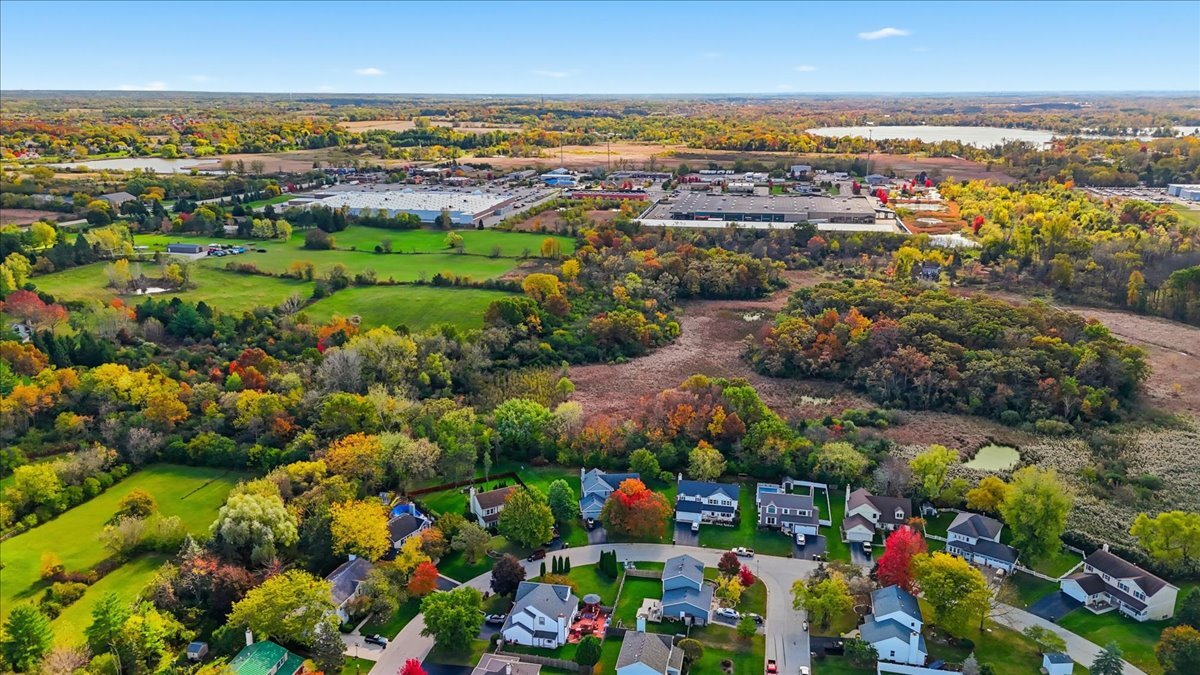 1055 Autumn Drive, Antioch, IL 60002