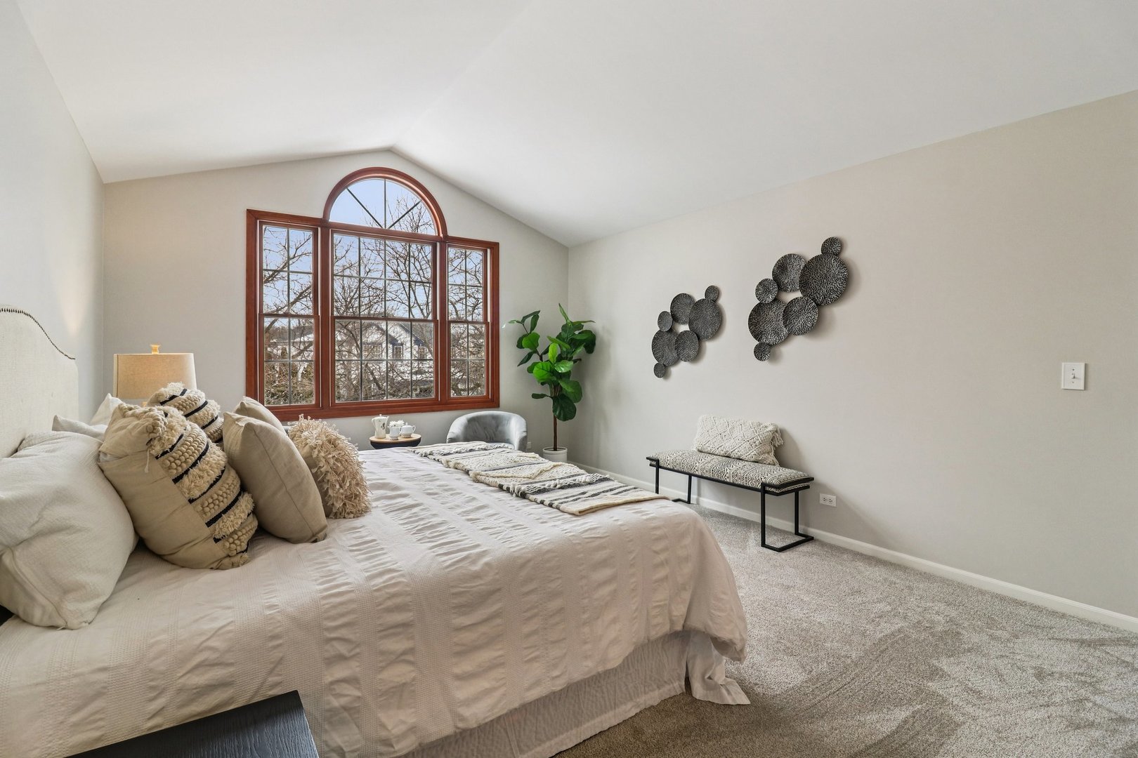 1055 Autumn Drive, Antioch, IL 60002