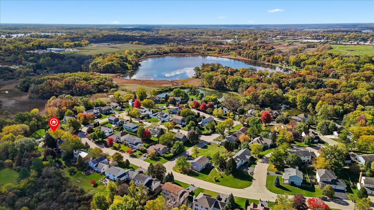 1055 Autumn Drive, Antioch, IL 60002