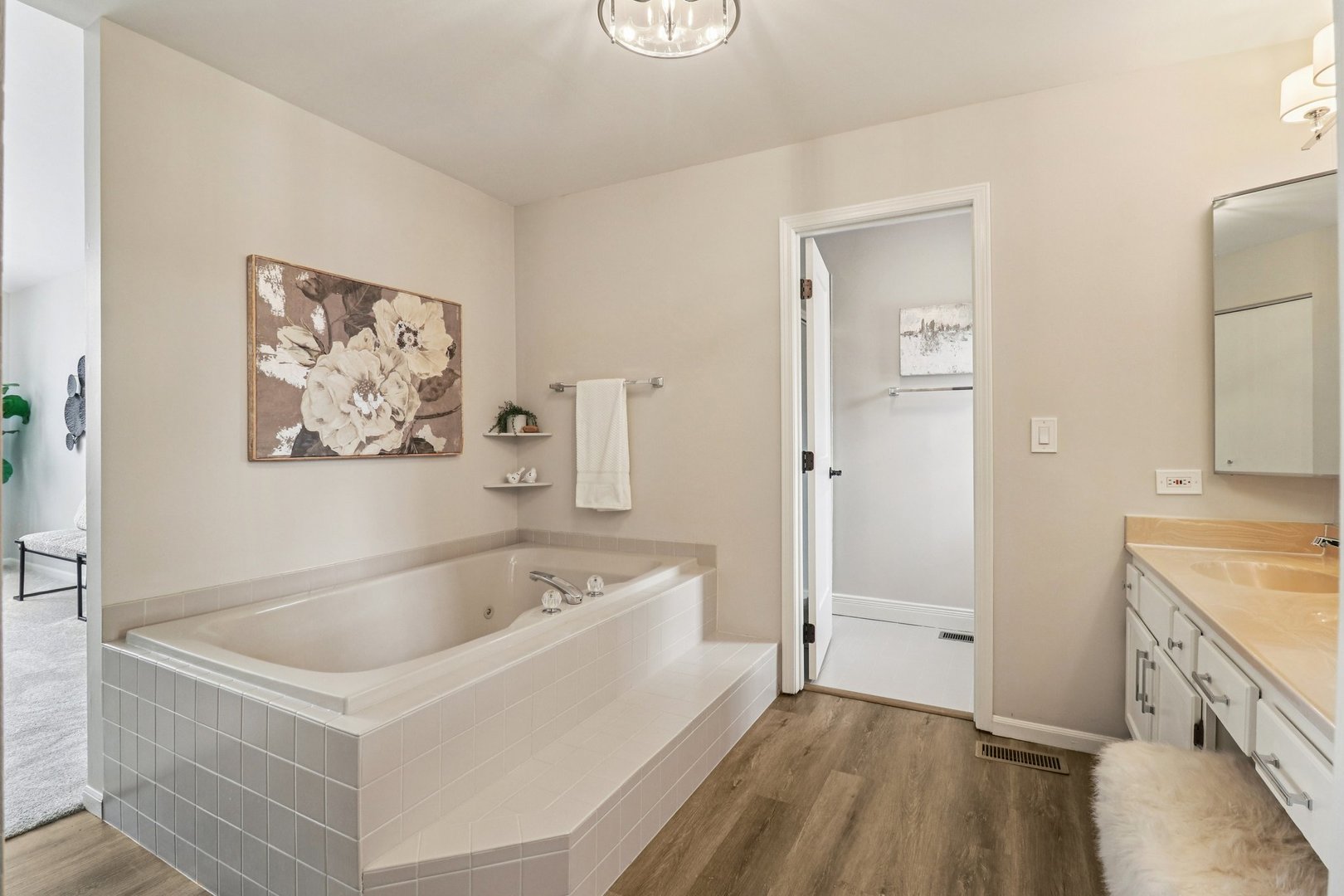 1055 Autumn Drive, Antioch, IL 60002