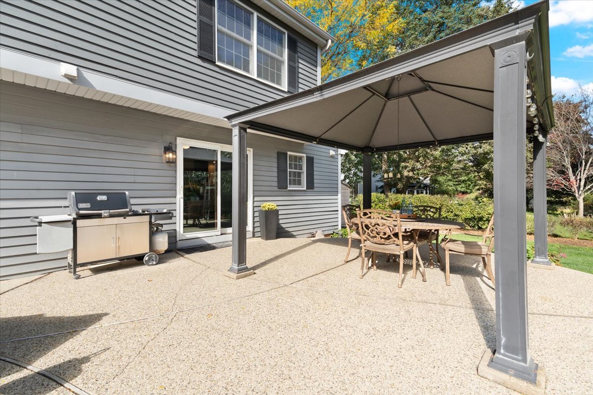 1055 Autumn Drive, Antioch, IL 60002