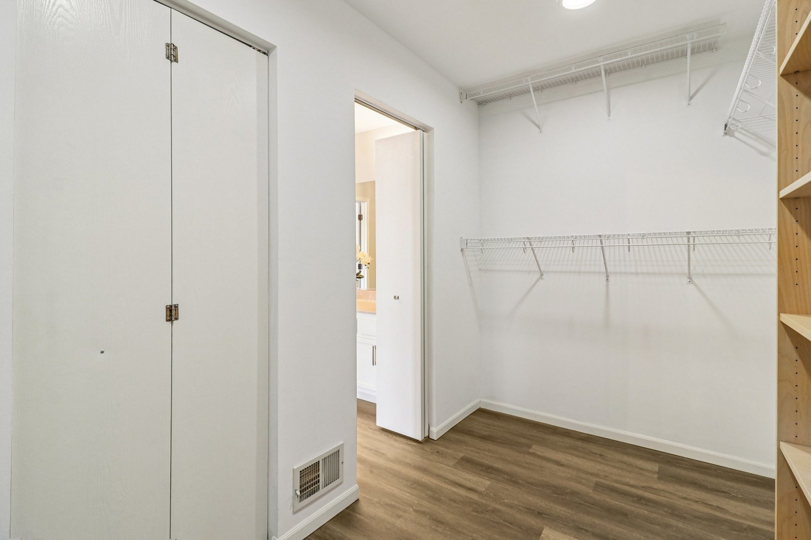 1055 Autumn Drive, Antioch, IL 60002