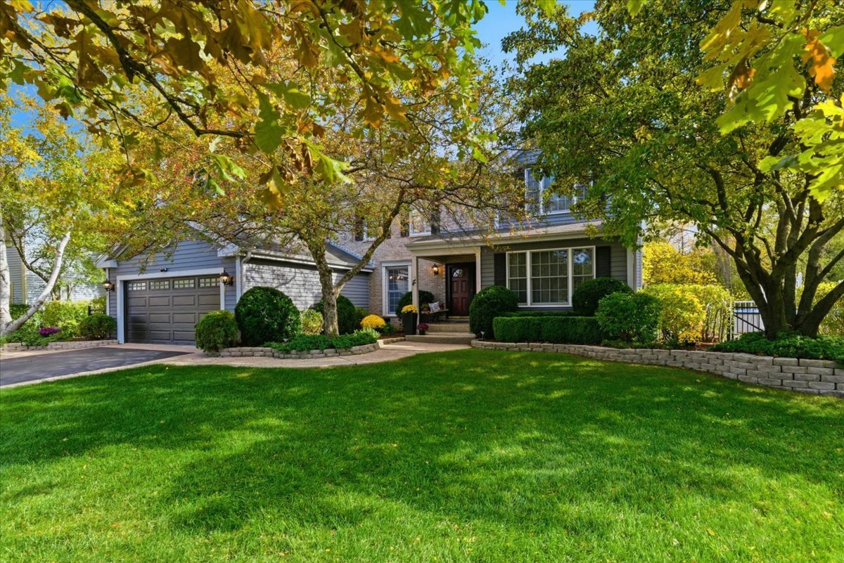 1055 Autumn Drive, Antioch, IL 60002