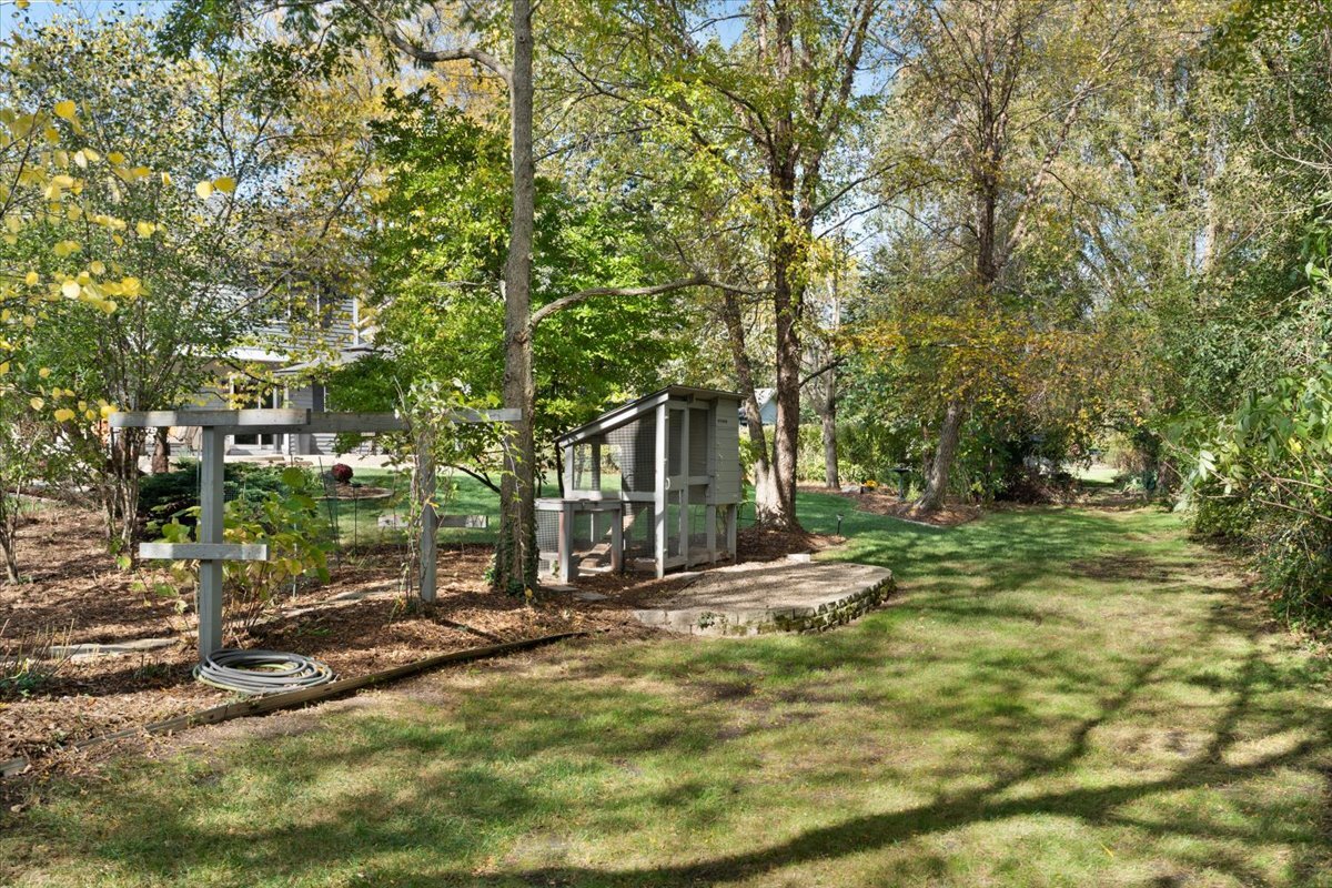 1055 Autumn Drive, Antioch, IL 60002