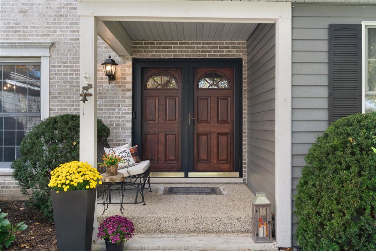 1055 Autumn Drive, Antioch, IL 60002