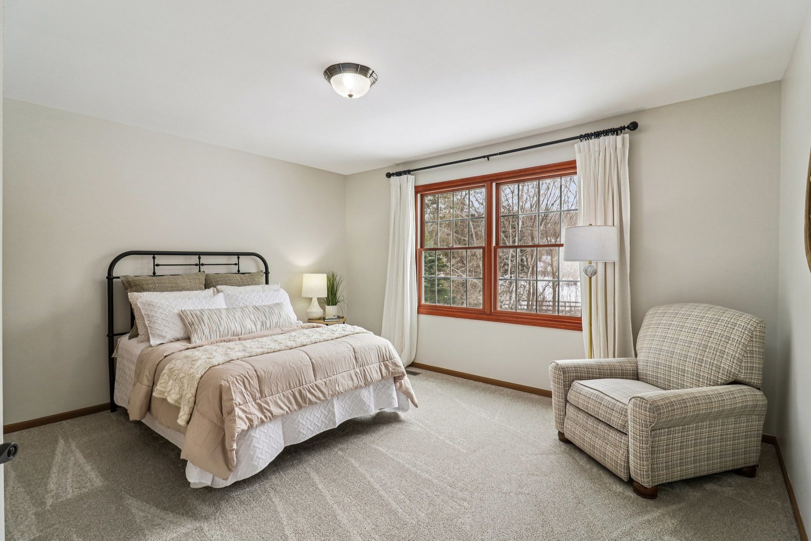 1055 Autumn Drive, Antioch, IL 60002