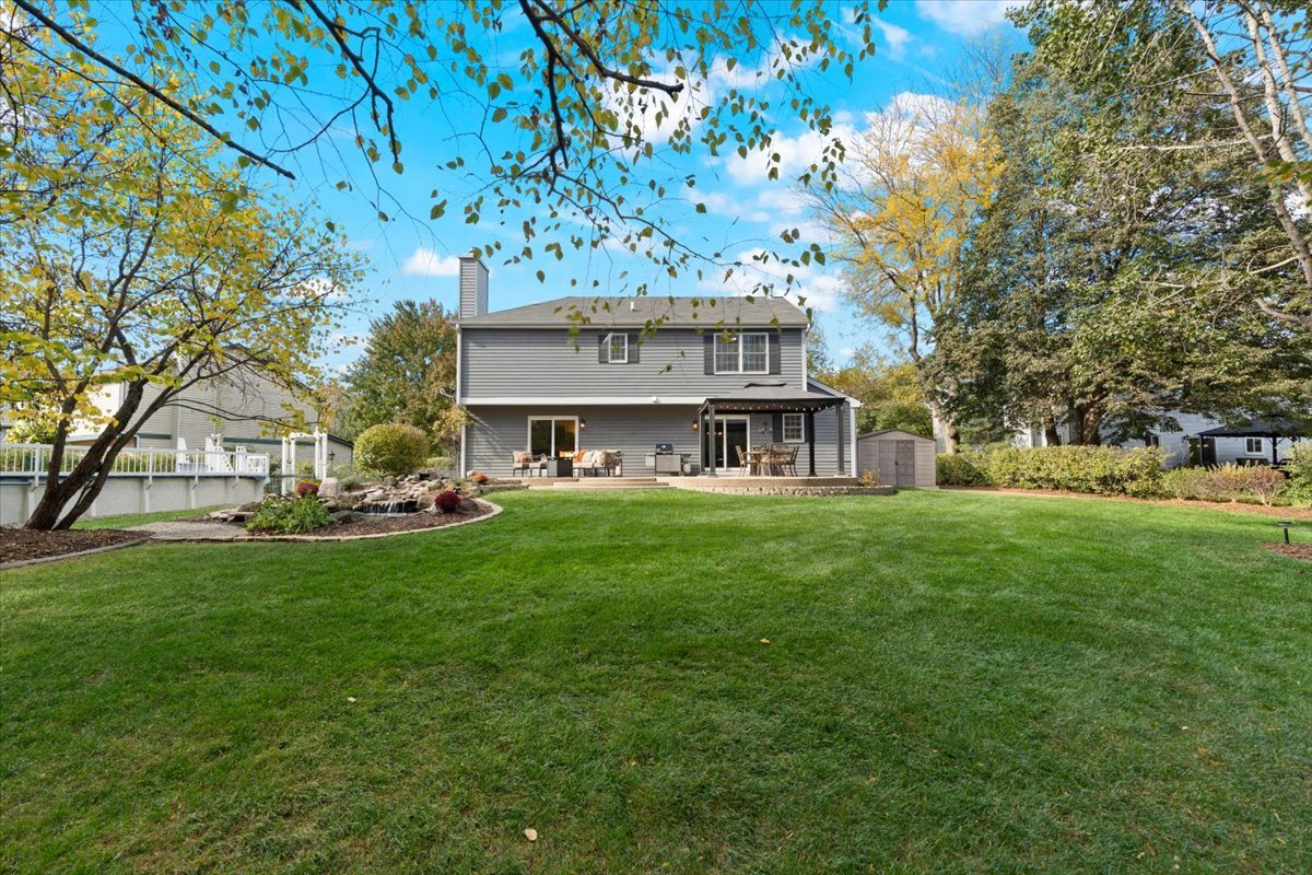 1055 Autumn Drive, Antioch, IL 60002