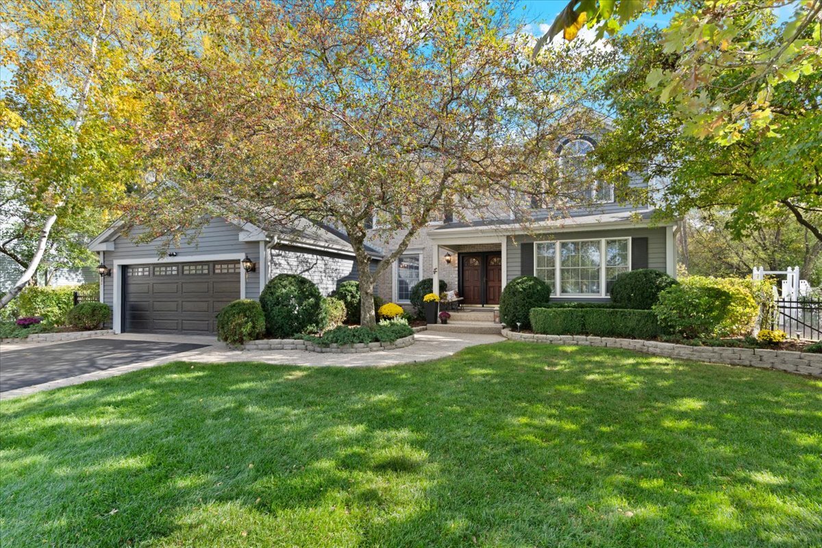 1055 Autumn Drive, Antioch, IL 60002