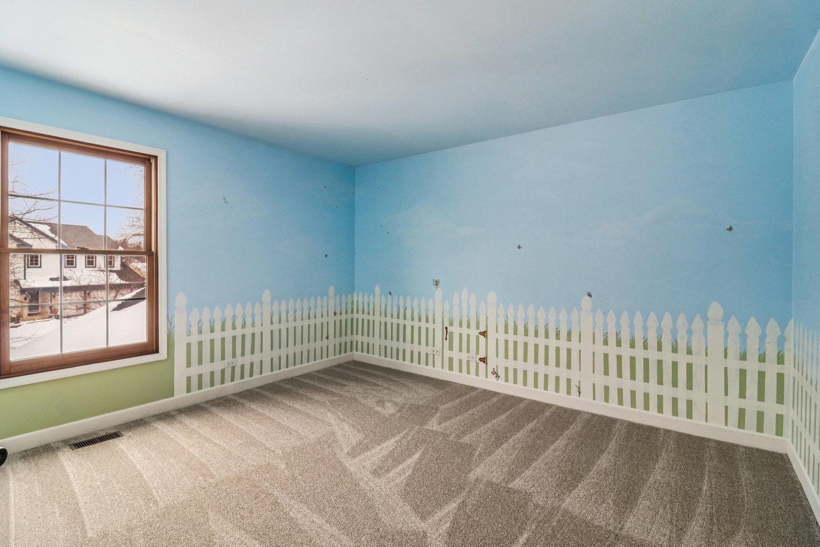 1055 Autumn Drive, Antioch, IL 60002