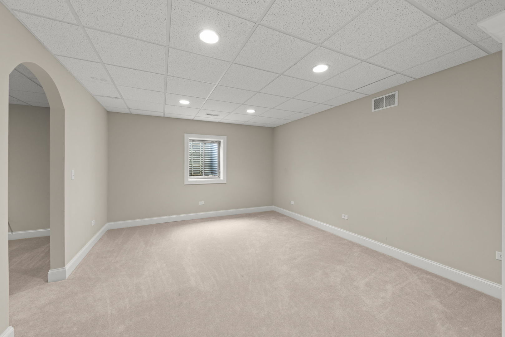 13452 SKYLINE Drive, Plainfield, IL 60585