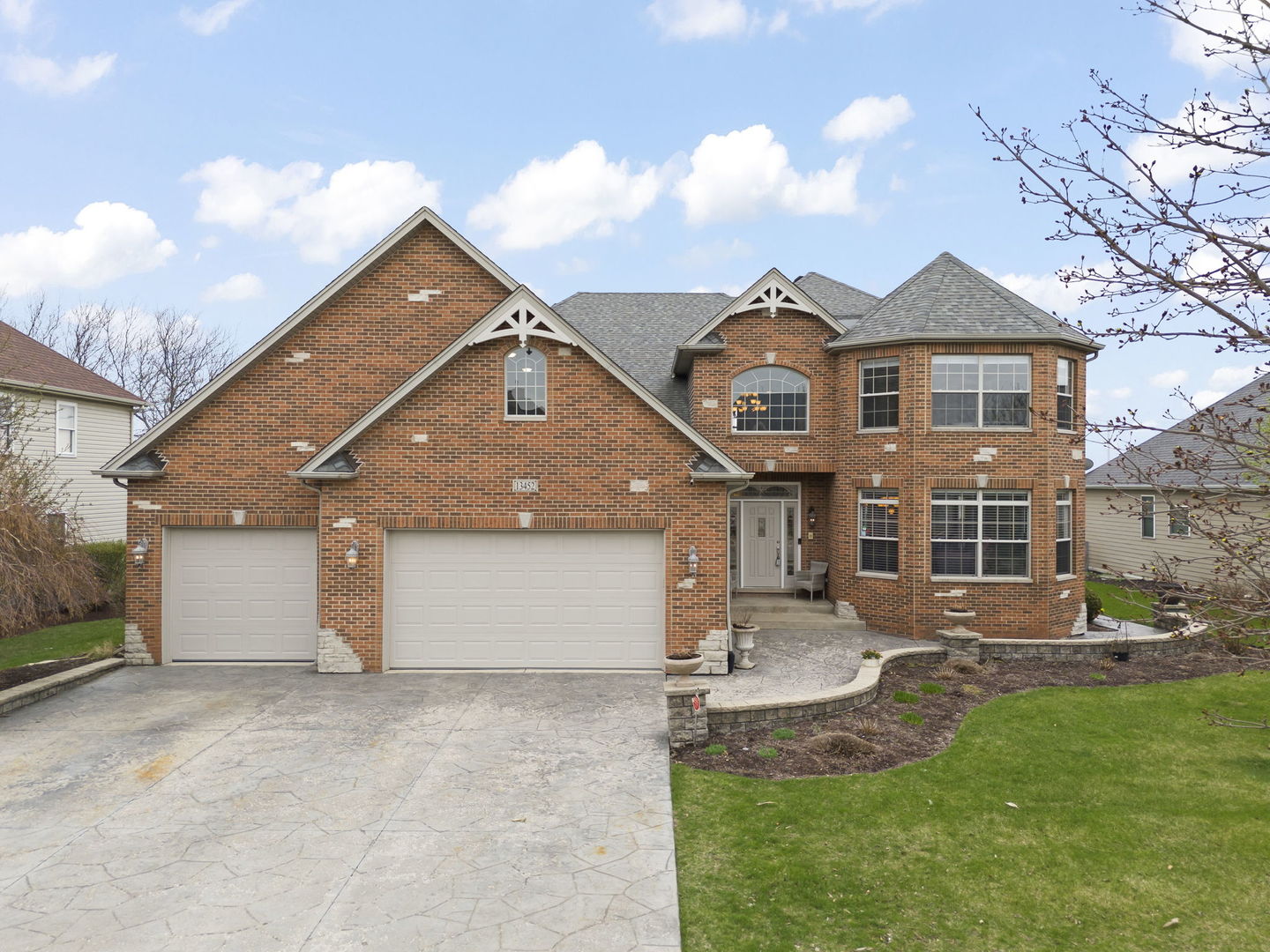 13452 SKYLINE Drive, Plainfield, IL 60585