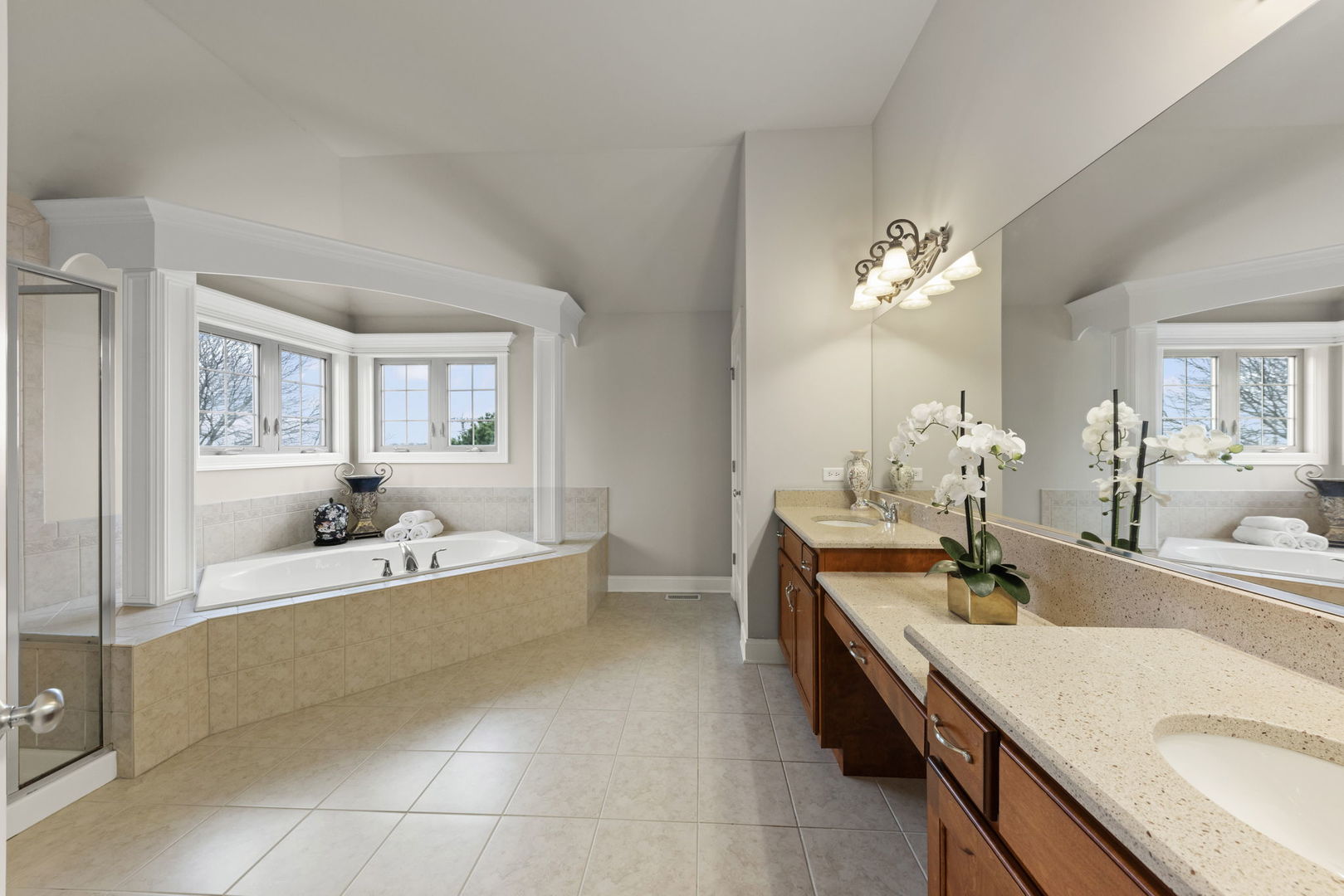 13452 SKYLINE Drive, Plainfield, IL 60585