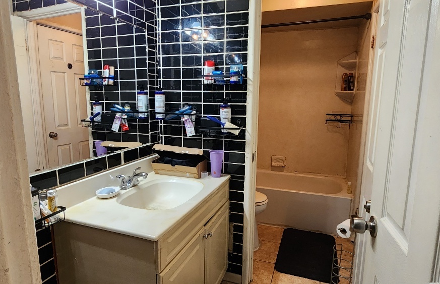 536 Irving Place, University Park, IL 60484