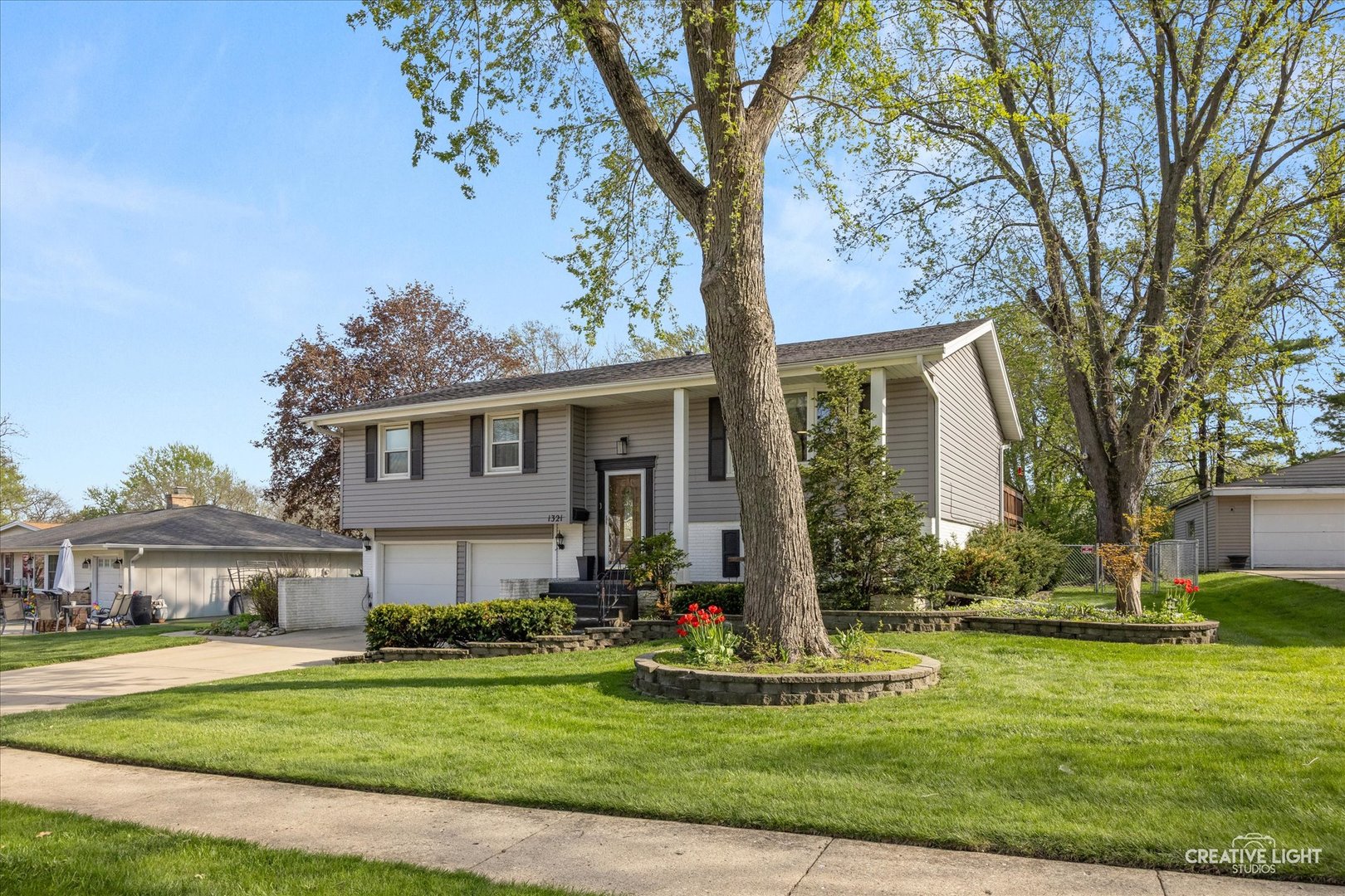 1321 Hampton Lane, Schaumburg, IL 60193