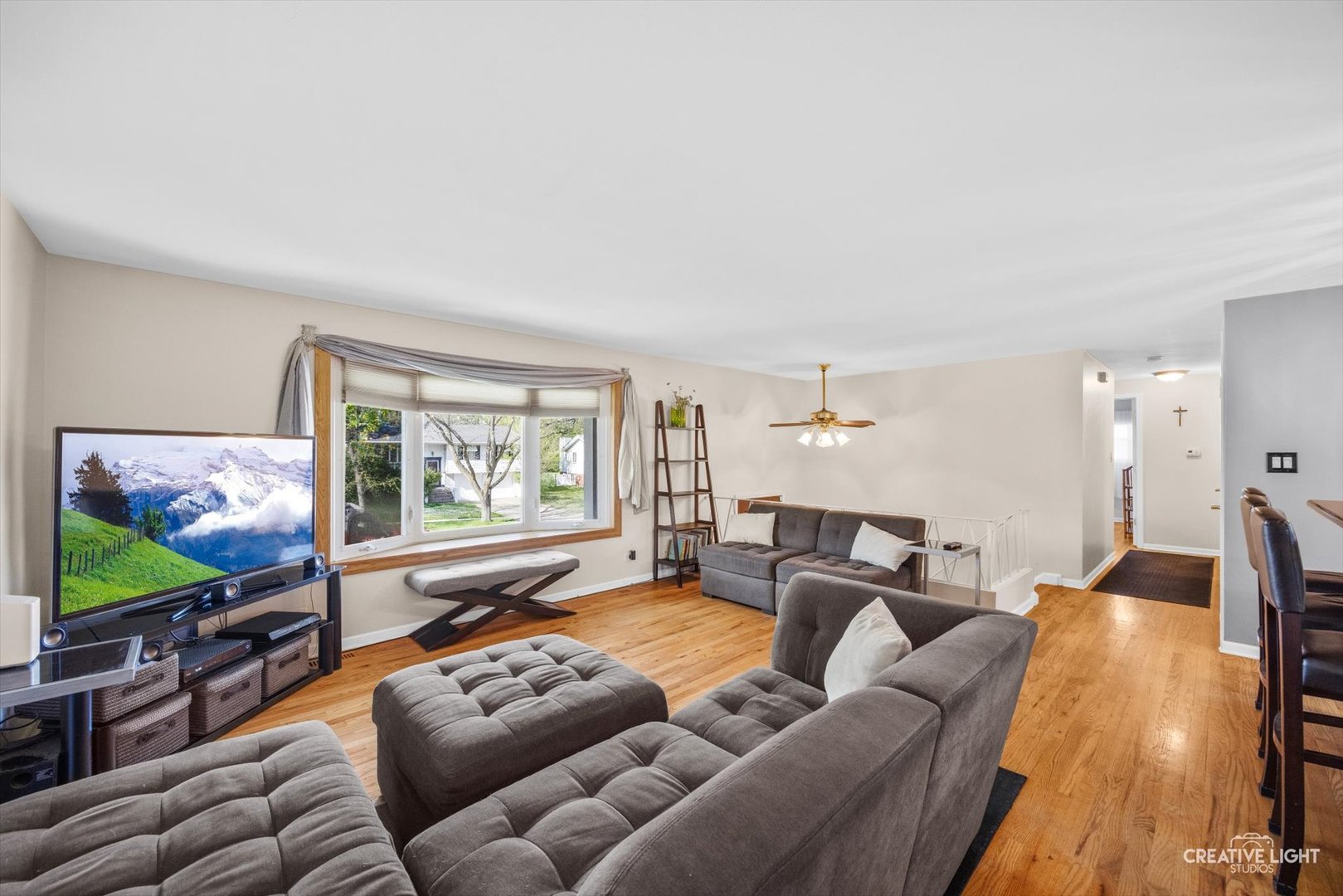 1321 Hampton Lane, Schaumburg, IL 60193