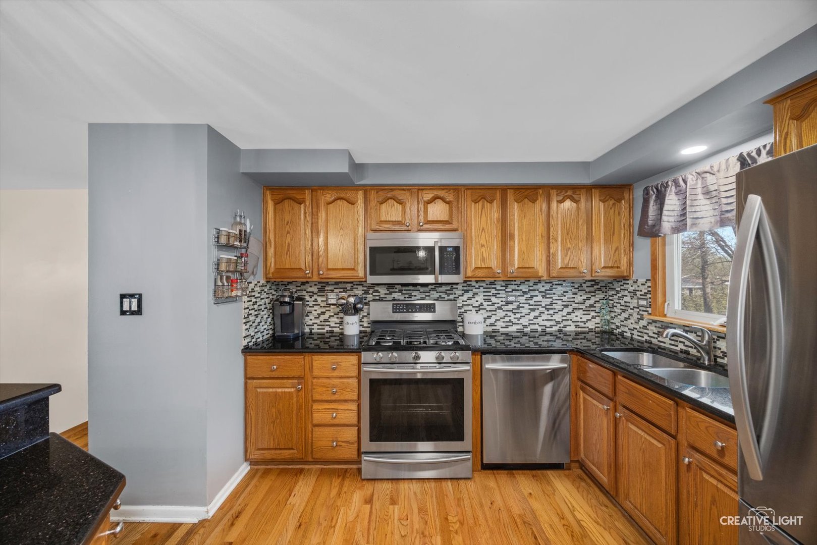 1321 Hampton Lane, Schaumburg, IL 60193