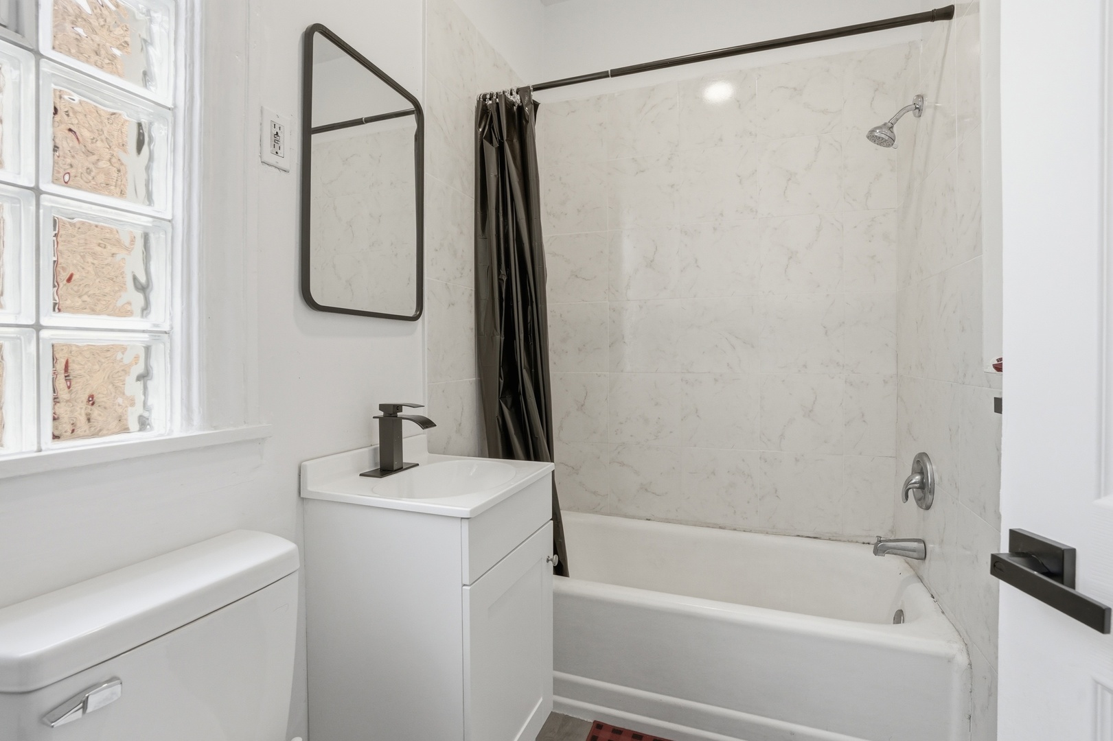 7923 S Lowe Avenue, Chicago, IL 60620