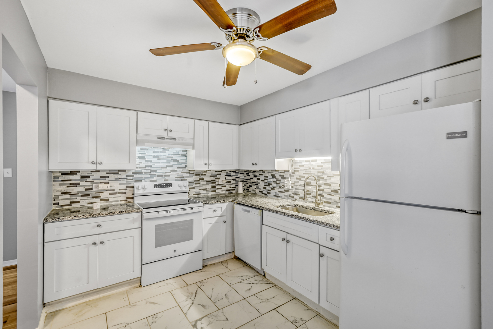 Carol Stream, IL 60188