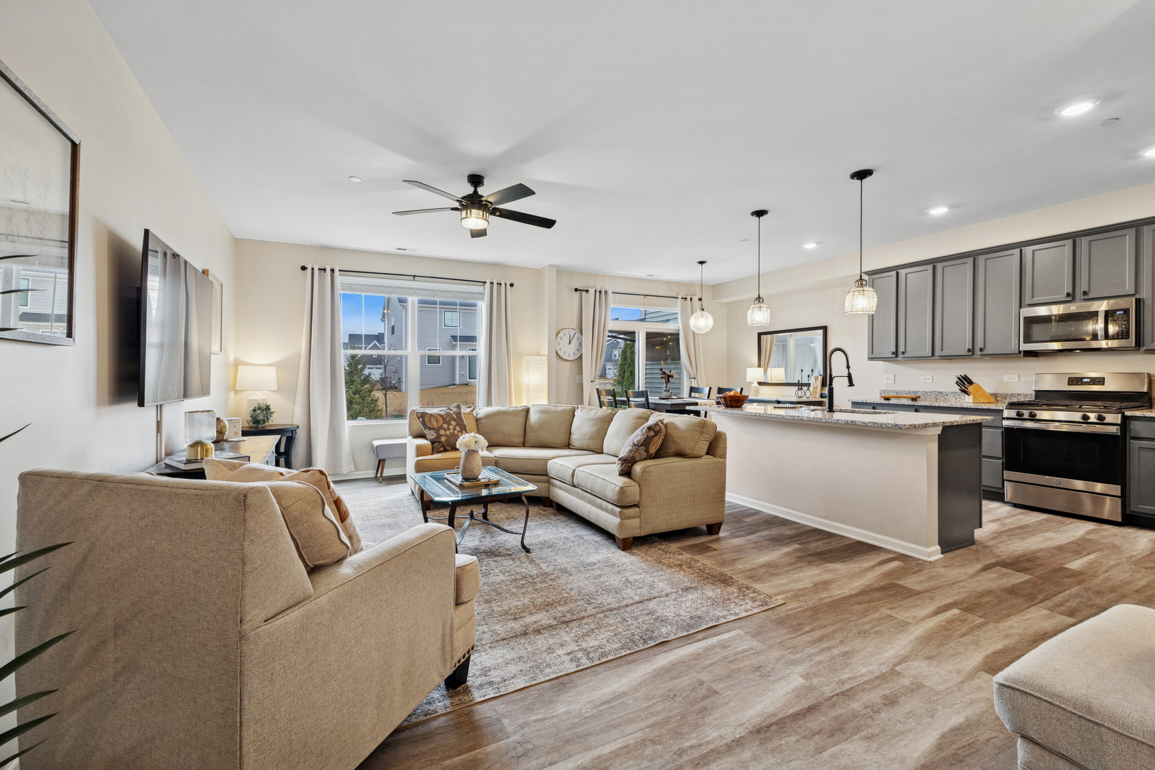 16517 Brook Lane, Lockport, IL 60441