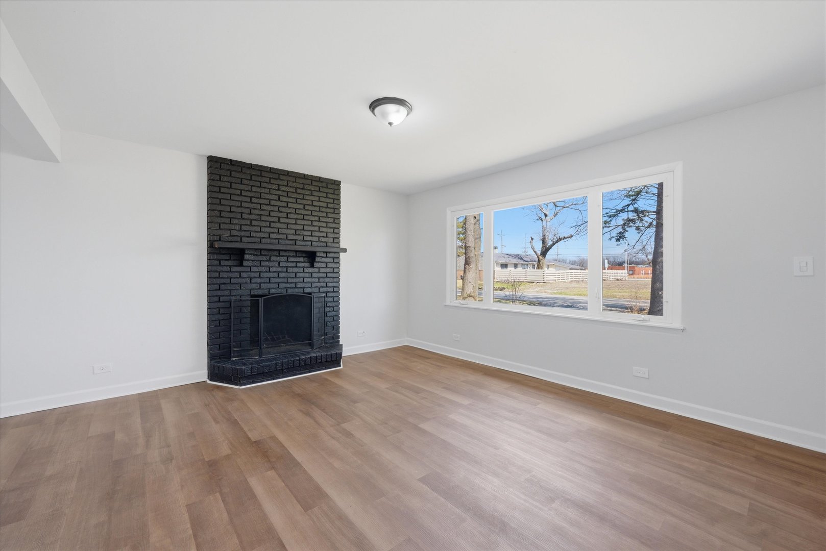 16608 Sawyer Avenue, Markham, IL 60428