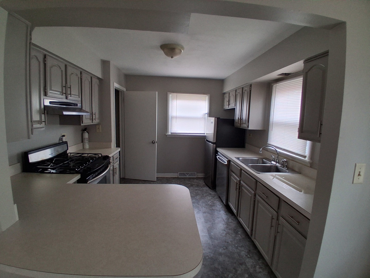 17333 Roy Street, Lansing, IL 60438