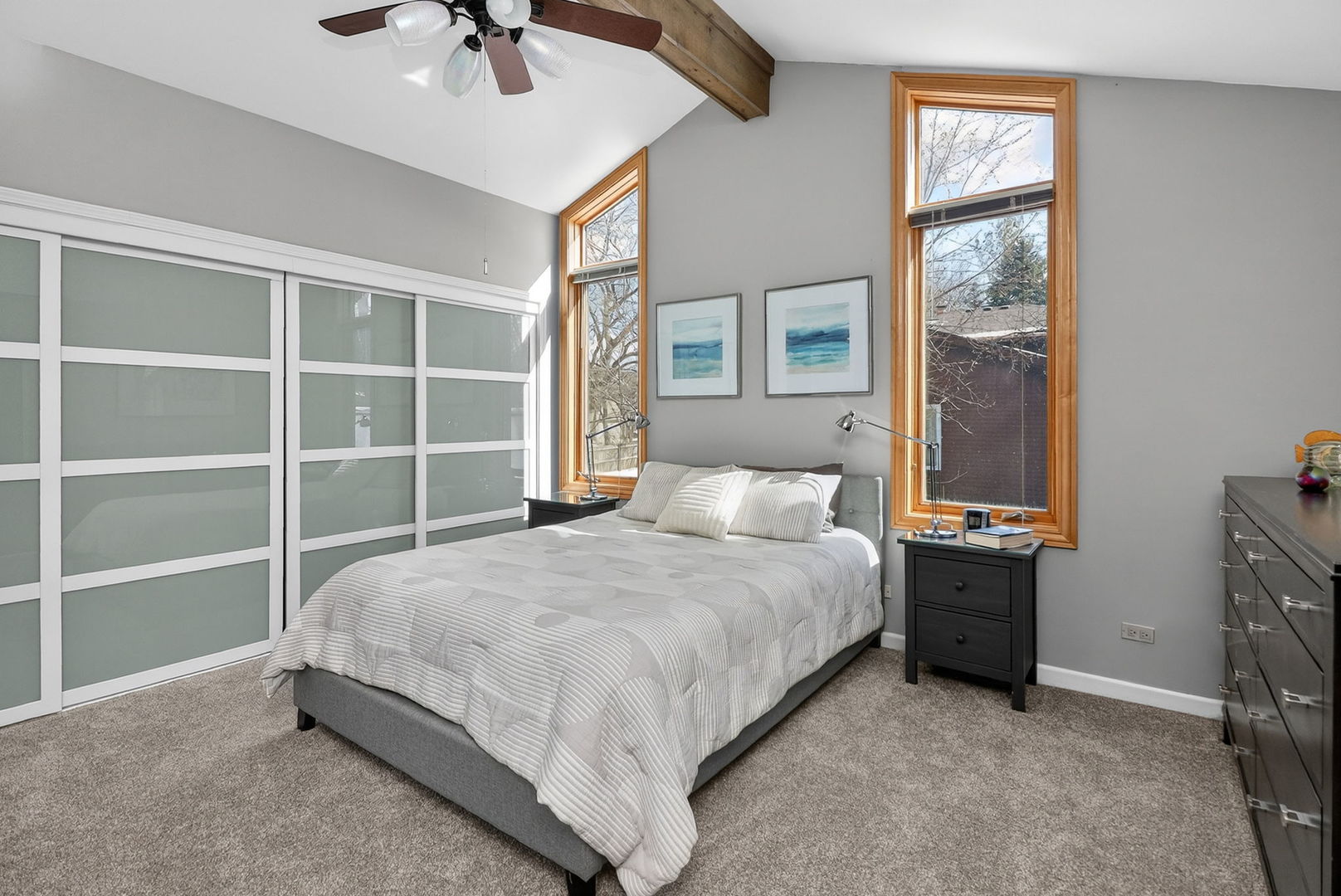 853 Bonnie Brae Lane, Bolingbrook, IL 60440