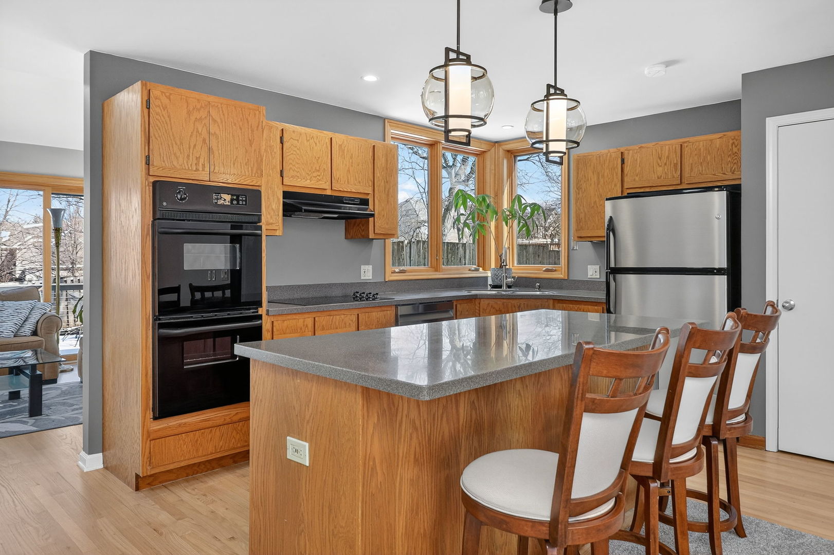 853 Bonnie Brae Lane, Bolingbrook, IL 60440