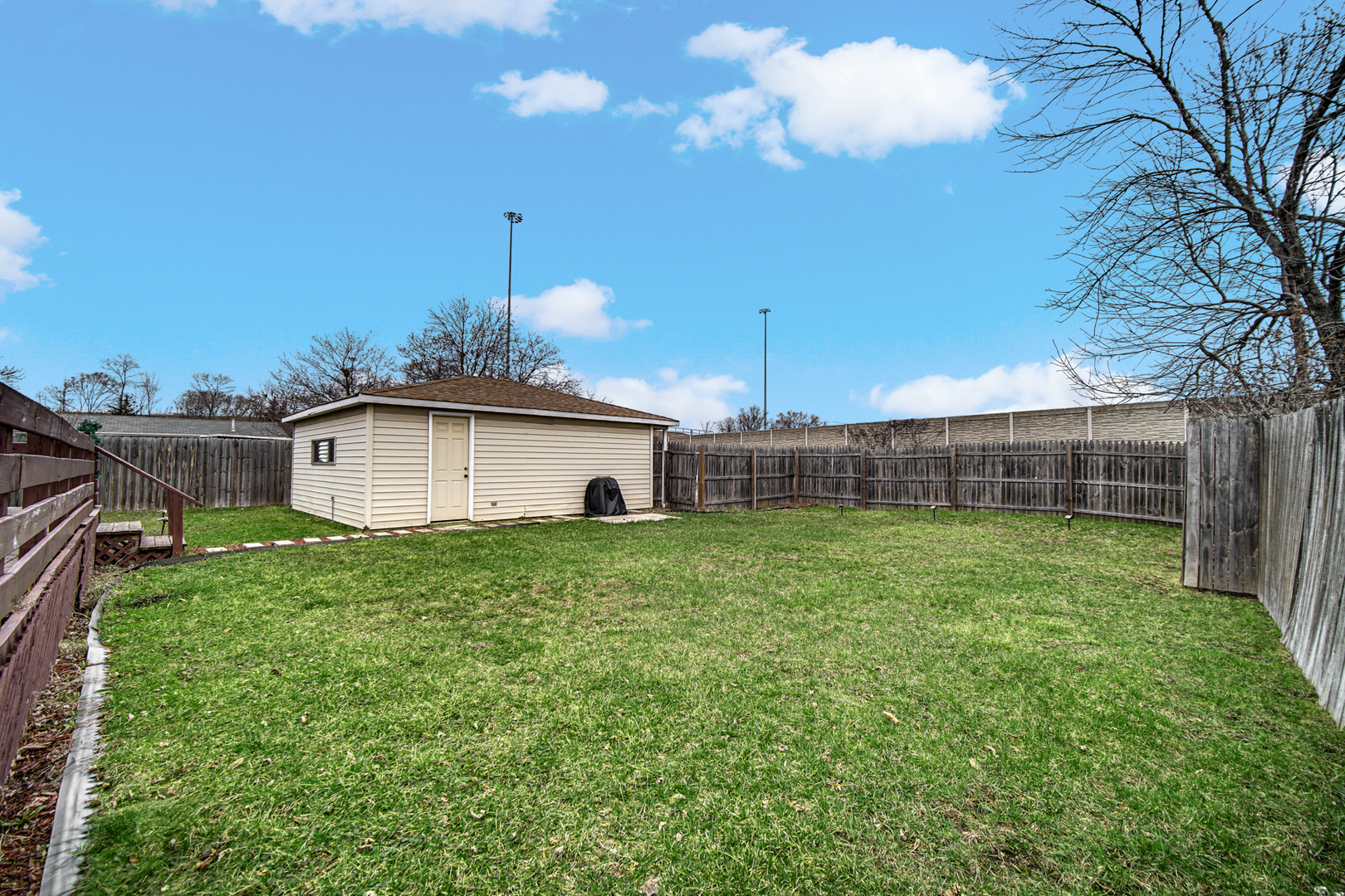 17509 Maple Avenue, Lansing, IL 60438