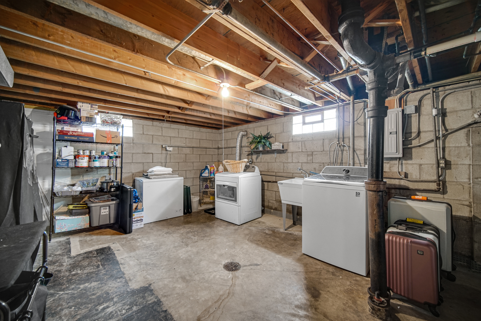 17509 Maple Avenue, Lansing, IL 60438