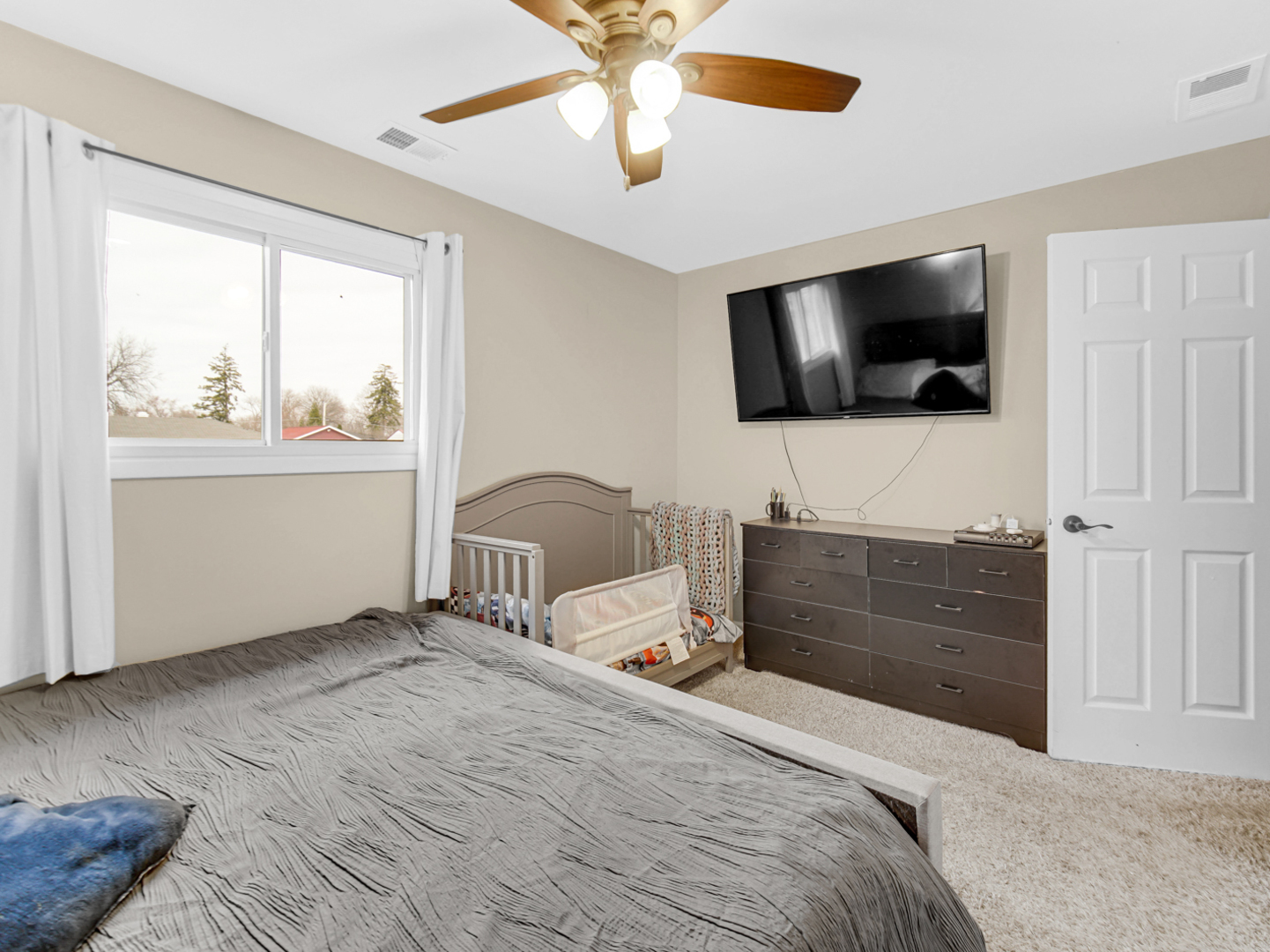 31 E 14th Place, Lombard, IL 60148