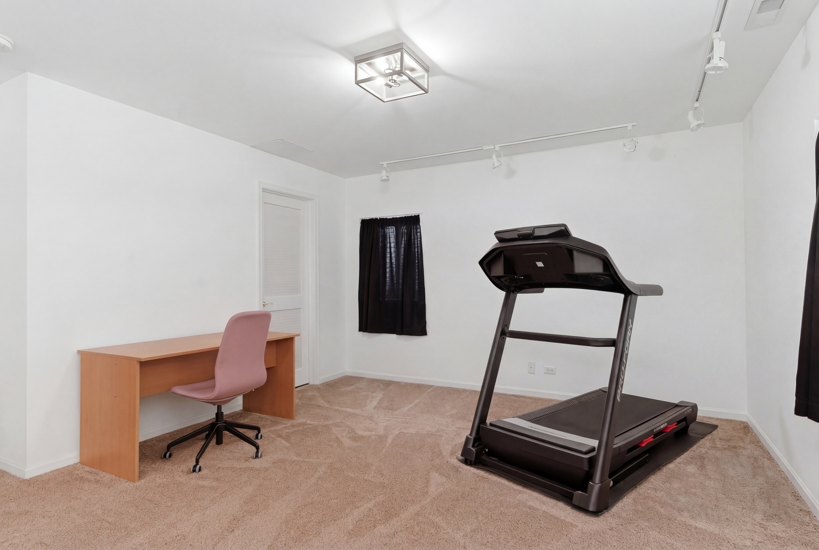 311 Edgewood Drive, Minooka, IL 60447