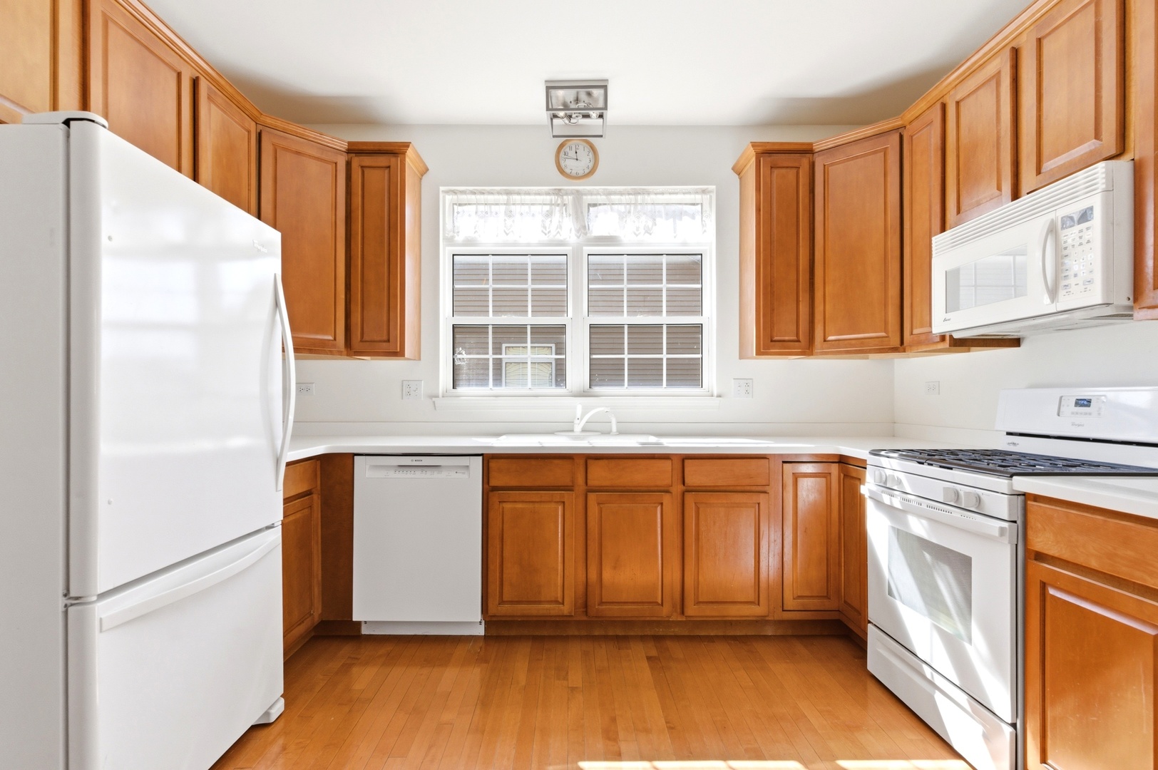 311 Edgewood Drive, Minooka, IL 60447