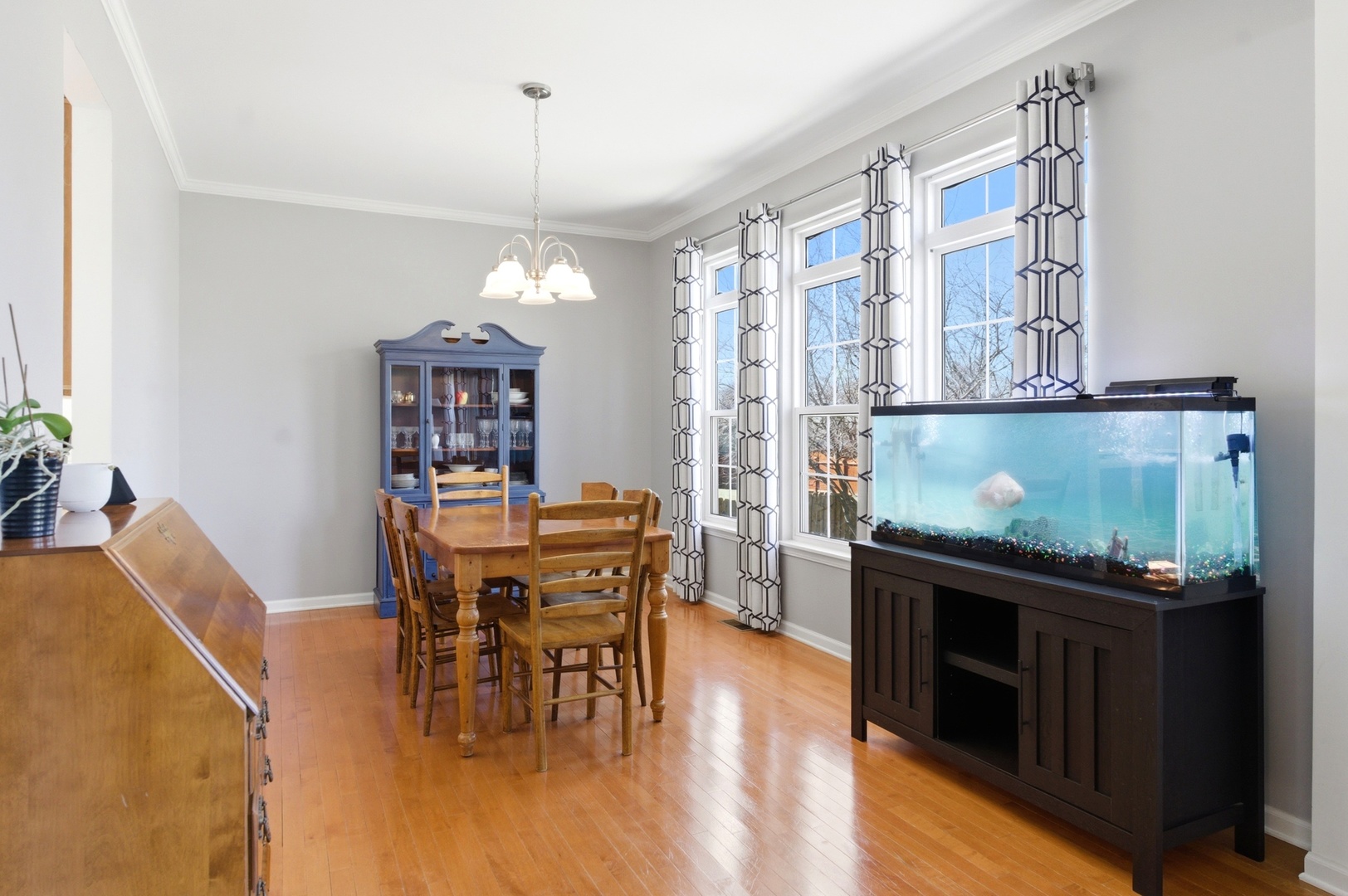 311 Edgewood Drive, Minooka, IL 60447