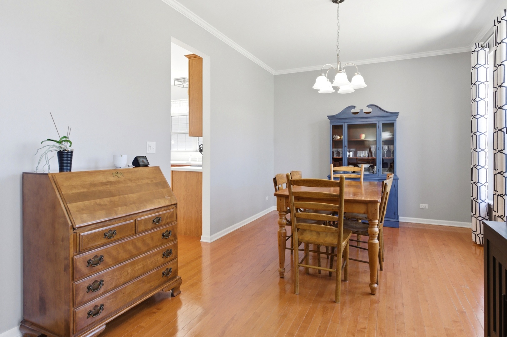 311 Edgewood Drive, Minooka, IL 60447