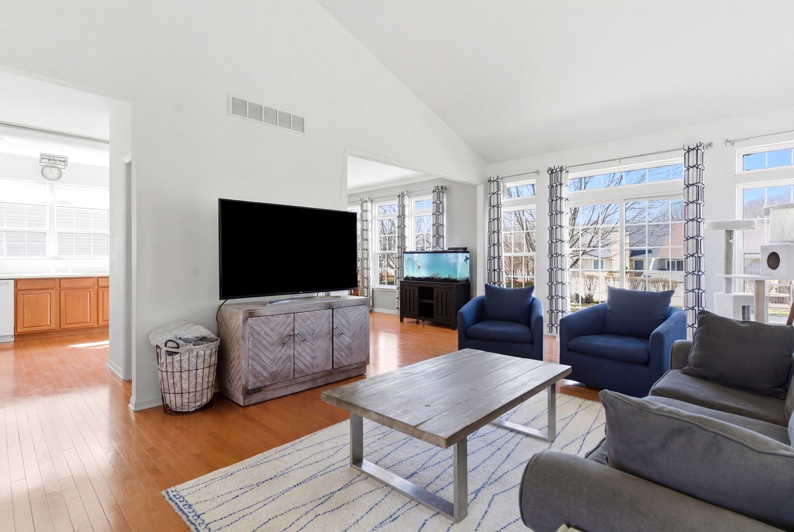 311 Edgewood Drive, Minooka, IL 60447