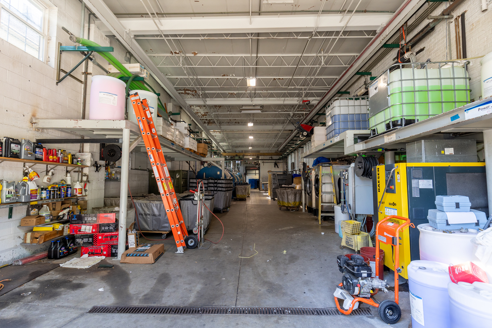 4821 W Cortland Street, Chicago, IL 60639