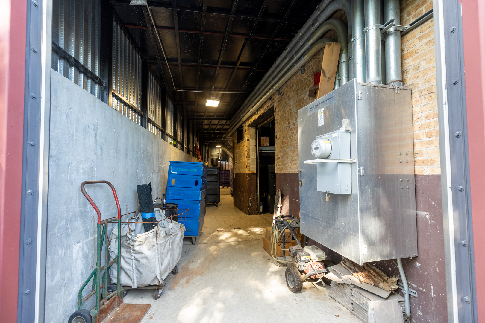 4821 W Cortland Street, Chicago, IL 60639