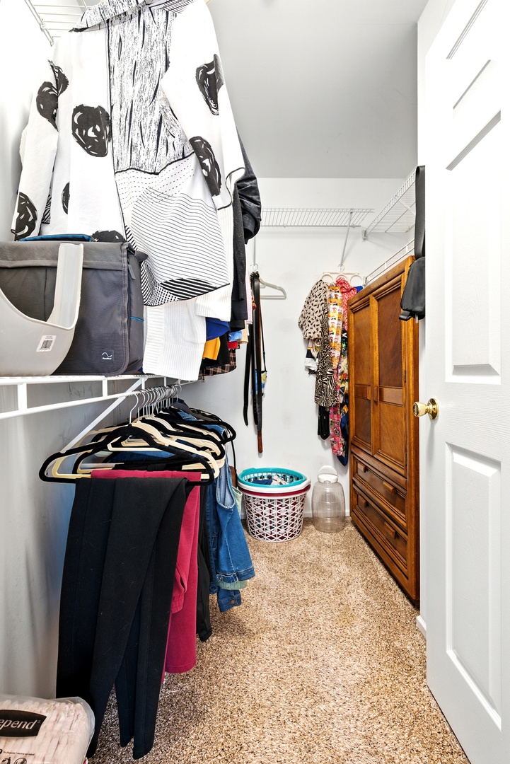 401 Cromwell Circle #4, Bartlett, IL 60103