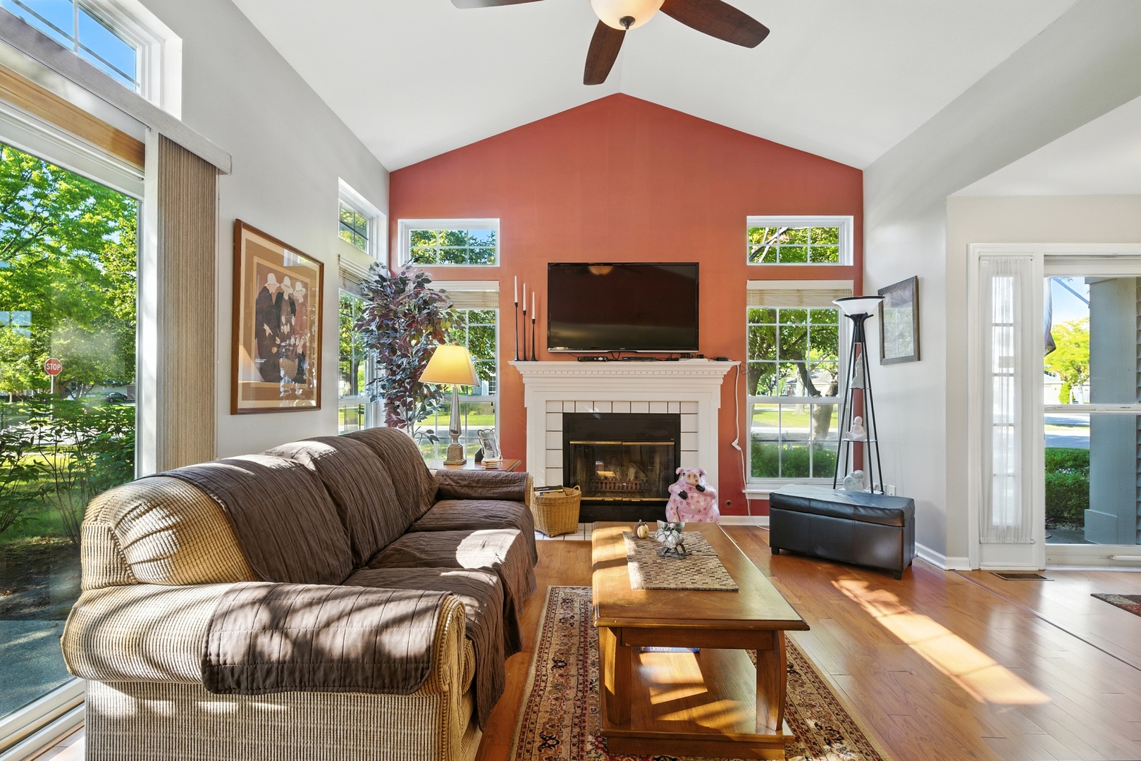 401 Cromwell Circle #4, Bartlett, IL 60103