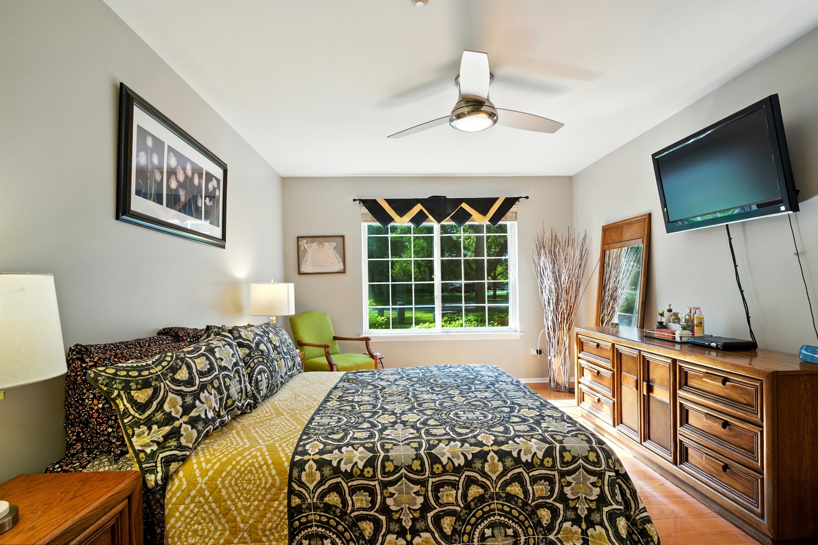 401 Cromwell Circle #4, Bartlett, IL 60103