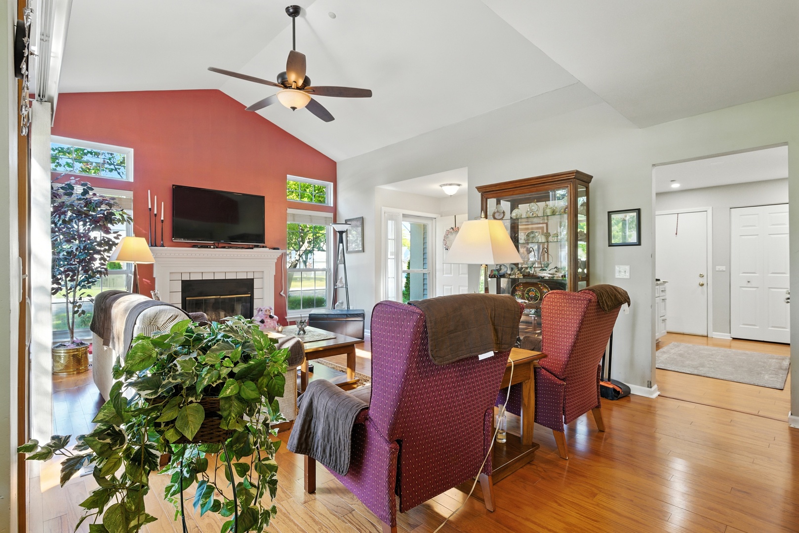 401 Cromwell Circle #4, Bartlett, IL 60103